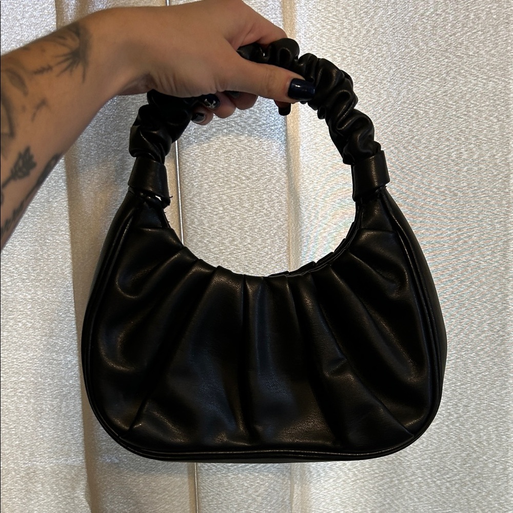 SHEIN Black Ruched Shoulder Bag